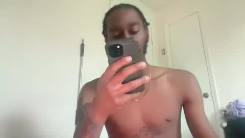 Snapshot of thirdlegkenny chatting on 12-20-25, 12:56 thirdlegkenny online show from 12-20-25, 12:56