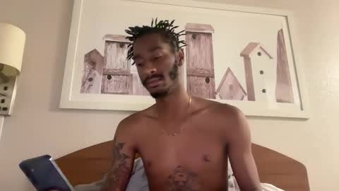 Snapshot of thirdlegkenny chatting on 01-18-26, 01:04 thirdlegkenny online show from 01-18-26, 01:04