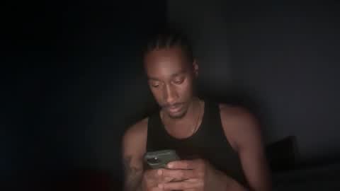 Snapshot of thirdlegkenny chatting on 03-17-26, 03:33 thirdlegkenny online show from 03-17-26, 03:33