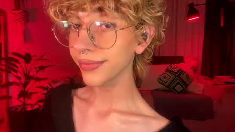 Damiano online show from 04-25-26, 07:22