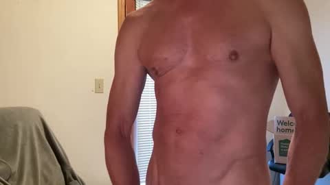 Snapshot of thisisgettingold67 chatting on 12-14-25, 07:18 thisisgettingold67 online show from 12-14-25, 07:18