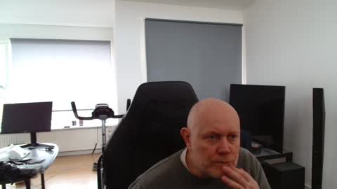Snapshot of thomas315627 chatting on 03-25-26, 11:49 thomas315627 online show from 03-25-26, 11:49