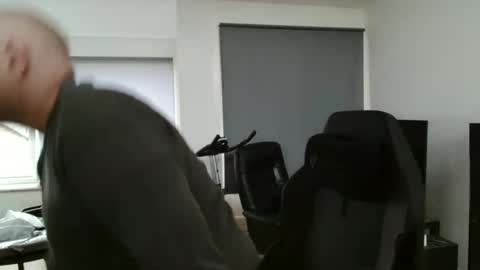 Snapshot of thomas315627 chatting on 04-13-26, 10:54 thomas315627 online show from 04-13-26, 10:54