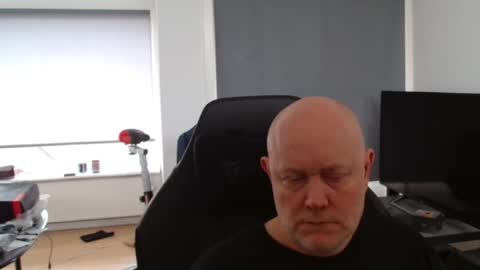 Snapshot of thomas315627 chatting on 04-18-26, 11:47 thomas315627 online show from 04-18-26, 11:47