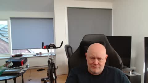 Snapshot of thomas315627 chatting on 04-25-26, 06:27 thomas315627 online show from 04-25-26, 06:27