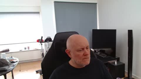 Snapshot of thomas315627 chatting on 05-18-26, 01:06 thomas315627 online show from 05-18-26, 01:06