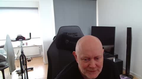 Snapshot of thomas315627 chatting on 05-26-26, 12:01 thomas315627 online show from 05-26-26, 12:01