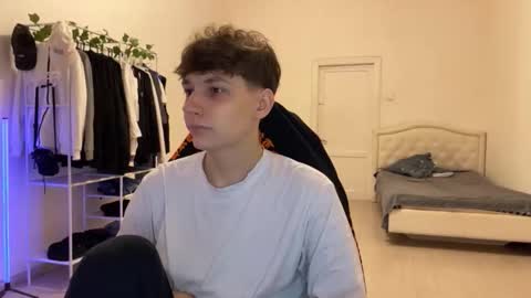 Thomas Hill online show from 11-29-25, 08:23