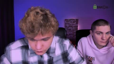 Snapshot of thomas_crow chatting on 01-06-26, 09:46 thomas_crow online show from 01-06-26, 09:46