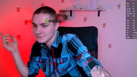 Snapshot of thomas_crow chatting on 01-10-26, 10:06 thomas_crow online show from 01-10-26, 10:06