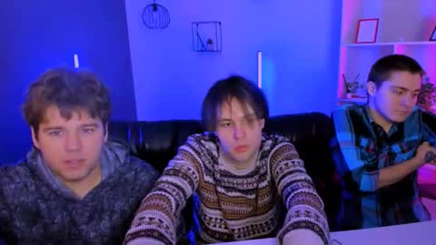 Snapshot of thomas_crow chatting on 02-08-26, 09:45 thomas_crow online show from 02-08-26, 09:45