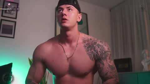 Snapshot of thomas_falcon1 chatting on 11-11-25, 11:16 Thomas Falcon online show from 11-11-25, 11:16