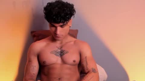 Snapshot of thomas_fit1 chatting on 12-29-24, 05:22 Thomas 3 JUST STAY AND BE MY LAST LOVE online show from 12-29-24, 05:22