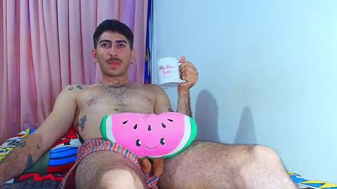 thomas_ks11 online show from 02-25-25, 12:55