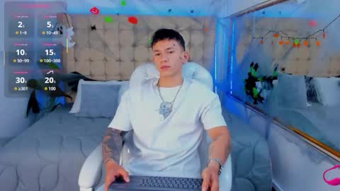 Thomas online show from 10-26-25, 01:39