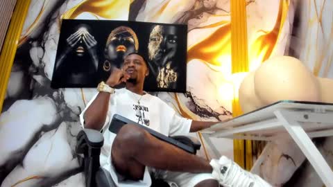 Snapshot of thomas_shelbys chatting on 11-15-25, 03:37 Thomas online show from 11-15-25, 03:37