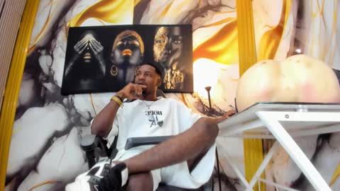 Thomas online show from 01-15-26, 04:06