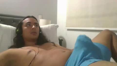 Snapshot of thomasbbc25 chatting on 12-04-24, 11:46 Thomas online show from 12-04-24, 11:46