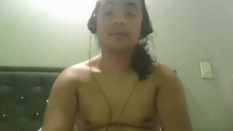 Snapshot of thomasbbc25 chatting on 01-24-25, 03:54 Thomas online show from 01-24-25, 03:54