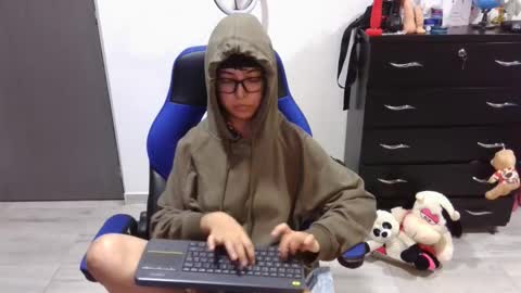 VALERIA online show from 04-25-26, 11:24