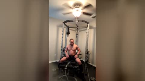 Snapshot of thomasgwhitecft chatting on 05-05-26, 01:08 FatherTime online show from 05-05-26, 01:08