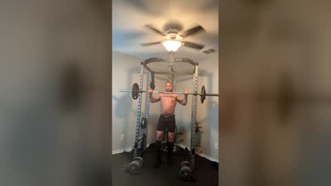 Snapshot of thomasgwhitecft chatting on 06-04-26, 01:28 FatherTime online show from 06-04-26, 01:28