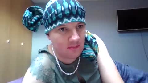 Snapshot of thomasverdries chatting on 11-18-25, 07:57 thomasverdries online show from 11-18-25, 07:57