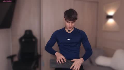 Thom Klein online show from 04-27-26, 08:07