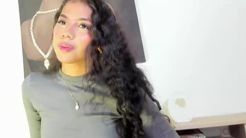 Snapshot of thommypleasure chatting on 10-11-25, 02:11 Tom And thaly online show from 10-11-25, 02:11