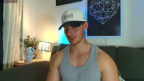 thomylov online show from 06-11-26, 02:44