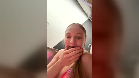 thornablyss online show from 06-11-26, 04:38