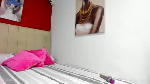 thriana online show from 03-18-26, 02:04