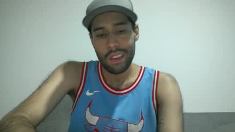 Snapshot of throwawayyourgun chatting on 12-06-24, 07:23 Luka online show from 12-06-24, 07:23