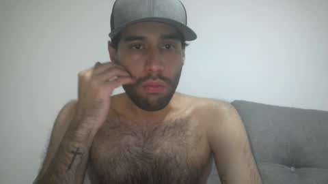 Snapshot of throwawayyourgun chatting on 01-21-25, 06:12 Luka online show from 01-21-25, 06:12