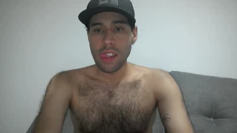 Snapshot of throwawayyourgun chatting on 01-24-25, 03:45 Luka online show from 01-24-25, 03:45