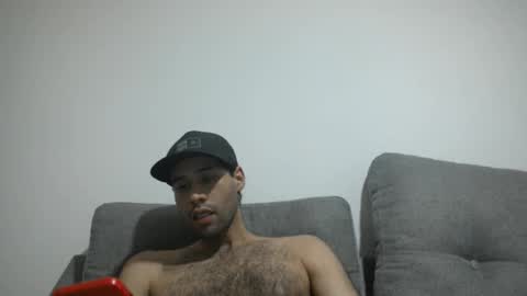 Snapshot of throwawayyourgun chatting on 01-25-25, 06:13 Luka online show from 01-25-25, 06:13