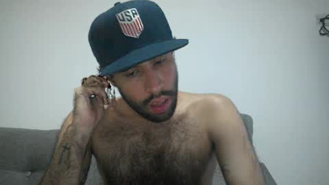 Snapshot of throwawayyourgun chatting on 02-03-25, 05:56 Luka online show from 02-03-25, 05:56