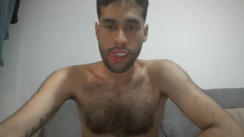 Snapshot of throwawayyourgun chatting on 02-20-25, 08:14 Luka online show from 02-20-25, 08:14