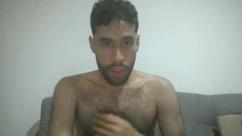 Snapshot of throwawayyourgun chatting on 03-02-25, 07:34 Luka online show from 03-02-25, 07:34