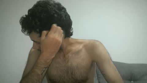 Snapshot of throwawayyourgun chatting on 09-08-25, 07:02 Luka online show from 09-08-25, 07:02