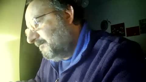 Snapshot of thunderflash73 chatting on 02-22-25, 05:34 Little Wolf online show from 02-22-25, 05:34