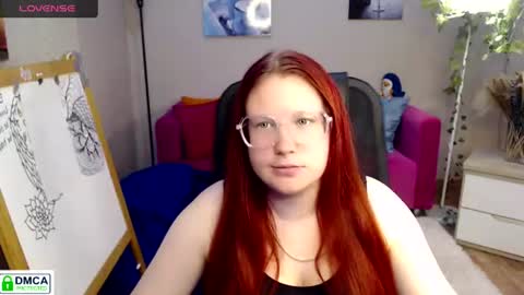 Snapshot of ti_ji chatting on 06-11-26, 10:24 Helen online show from 06-11-26, 10:24