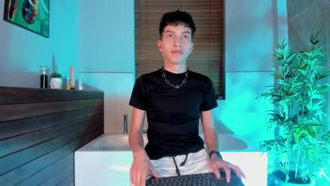 Snapshot of tiam_muller chatting on 10-25-25, 04:09 Tiam Muller online show from 10-25-25, 04:09