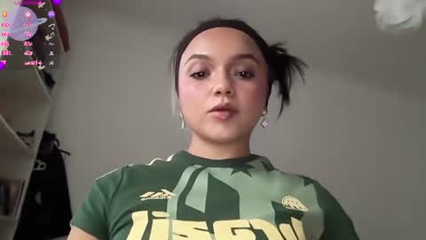 Snapshot of tianale chatting on 07-18-26, 06:34 Tiana Le online show from 07-18-26, 06:34