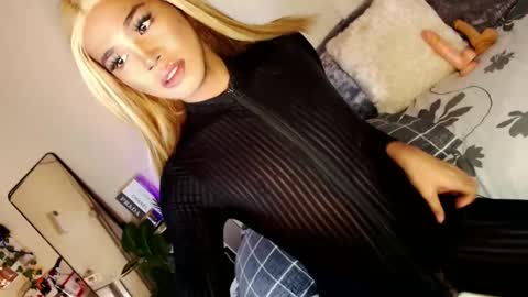 Sam online show from 02-05-25, 06:46