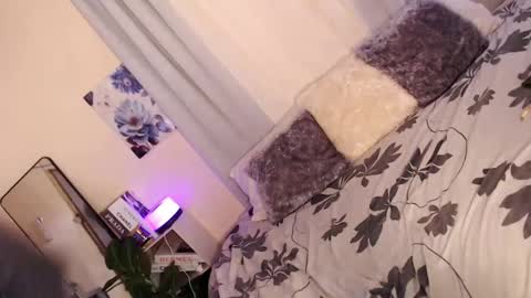 Sam online show from 02-22-25, 06:06