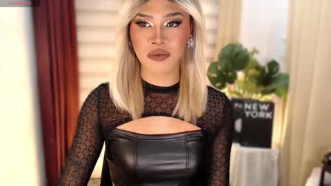 Sam online show from 03-08-26, 04:33