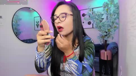 Tiara  online show from 02-27-26, 03:39