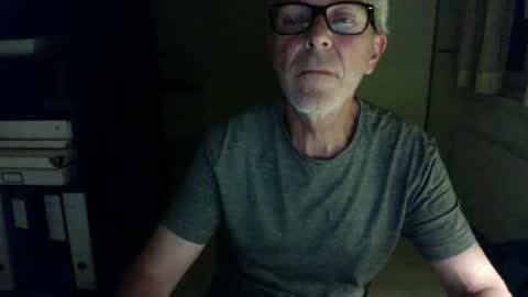 Snapshot of tiburzio chatting on 05-30-26, 09:12 tiburzio online show from 05-30-26, 09:12