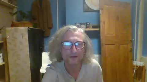 Snapshot of tiddles12345 chatting on 10-27-25, 02:37 tiddles12345 online show from 10-27-25, 02:37